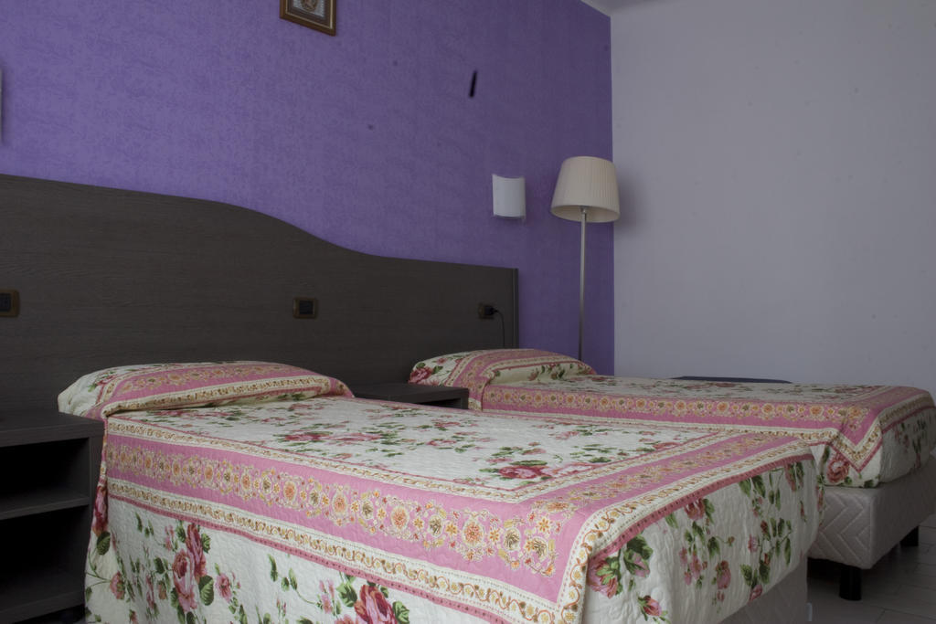 Hotel Renato سستو سان جوفاني المظهر الخارجي الصورة