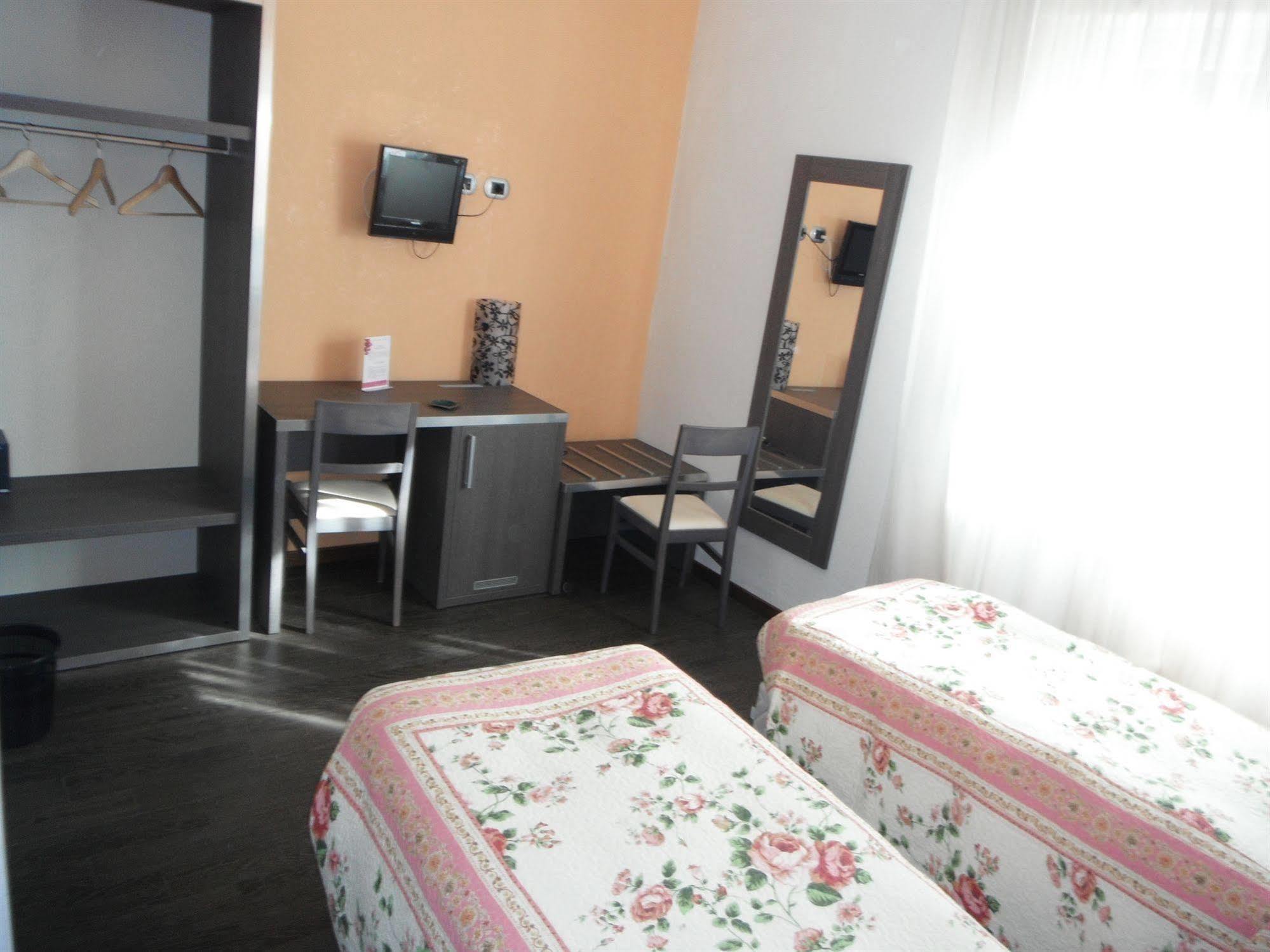 Hotel Renato سستو سان جوفاني المظهر الخارجي الصورة